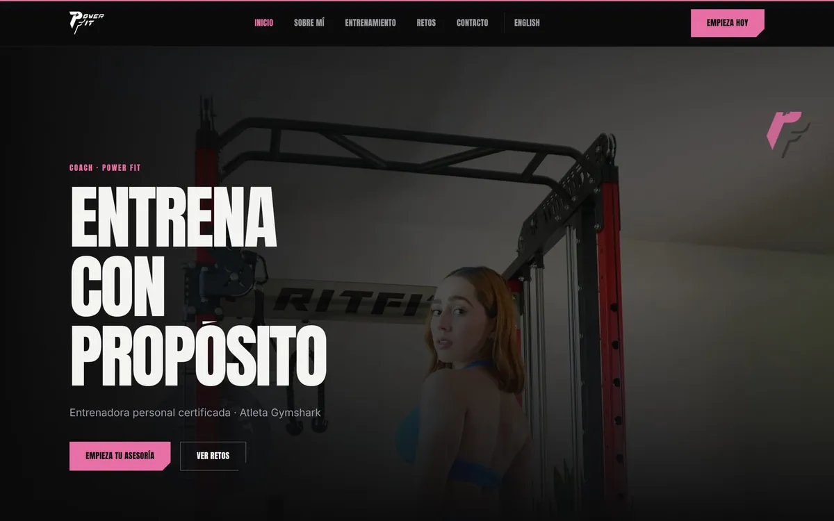 Home de Power Fit con foto real de la entrenadora y titular en tipografía condensada